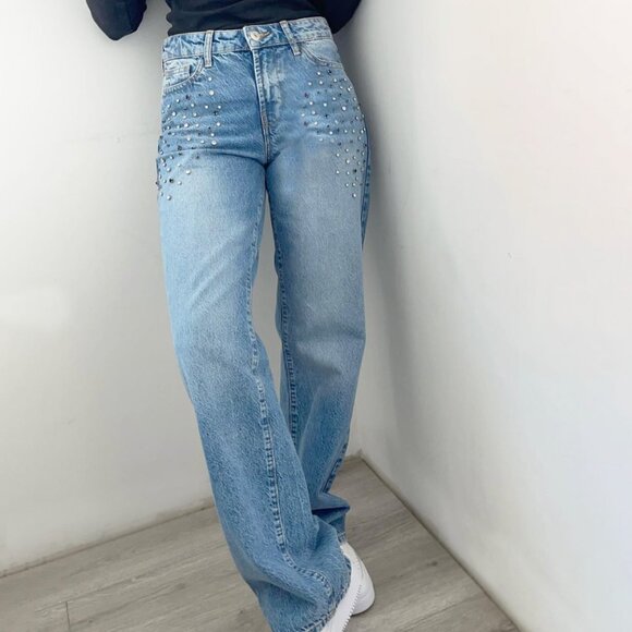 Straight-Cut High-Waist Jeans With Rhinestones From ZARA - Picture 15 of 16